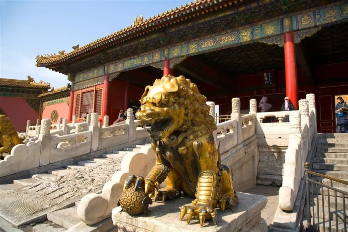 石狮铜狮造型图北京故宫jpg素材
