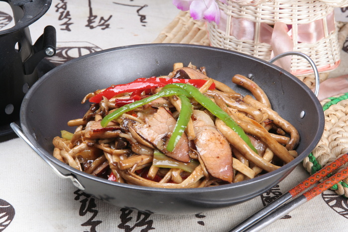 17干锅茶树菇.JPG 福香圓餃子