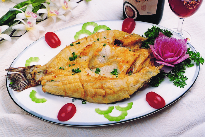 0711c-1340E01214金牌蒜香鲈鱼