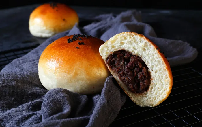 蛋糕店小蛋糕慕斯美食甜品图片