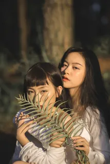 欧美时尚风写真闺蜜图片 欧美时尚风写真闺蜜图片