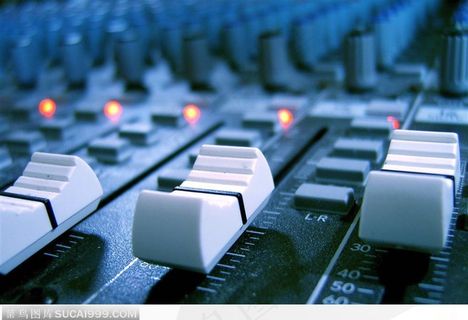 信息数据处理中心及其设备