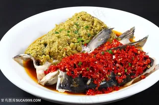 双椒剁椒麻辣香辣鸳鸯鱼头菜肴