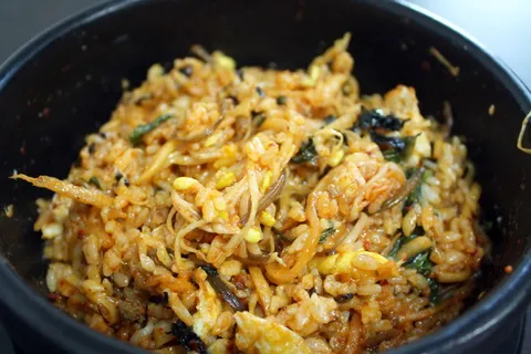 韩式泡菜饭图片 韩式泡菜饭图片