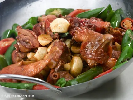 中华美食干锅土鸡元摄影图 中华美食干锅土鸡元摄影图