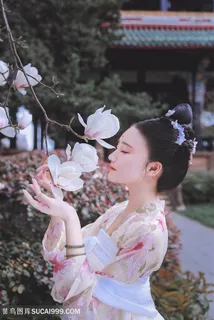 温柔的古装美女图片 温柔的古装美女图片