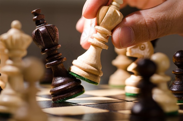 国际象棋系列 - 正在攻击对手的国际象棋