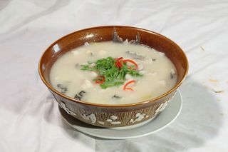 25酸汤蛔鱼 一篓油