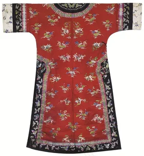 服装样式和花纹图案龙袍绣花摄影图片 服装样式和花纹图案龙袍绣花摄影图片