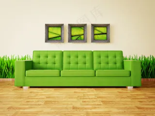 绿色沙发与照片墙图片