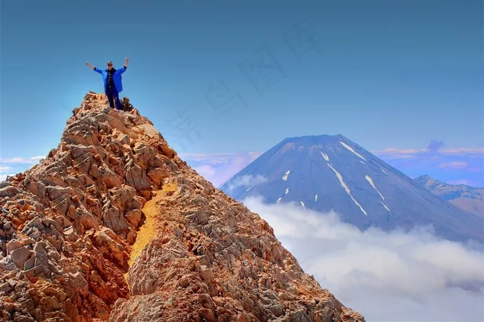 高山顶上的人类