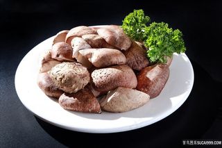 摆盘平菇新鲜蔬菜图片