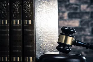 惊堂木与书籍摄影