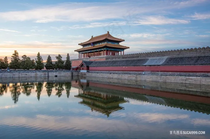 清晨的故宫神武门
