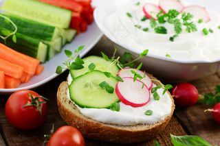 绿色健康蔬菜沙拉图片