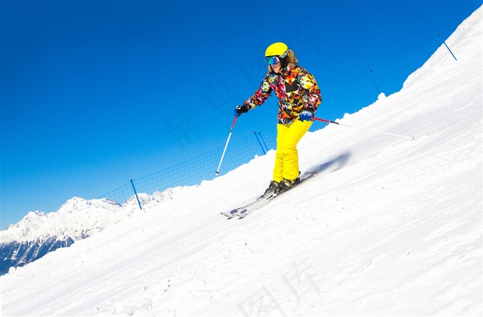 滑雪场景高清图片