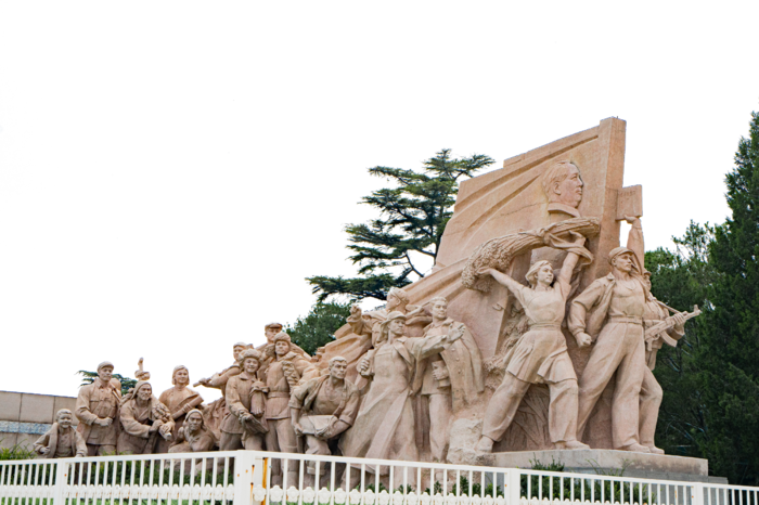 红色旅行红军雕塑户外