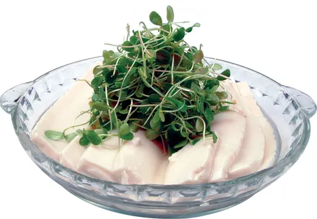 香椿苗豆腐 香椿苗豆腐