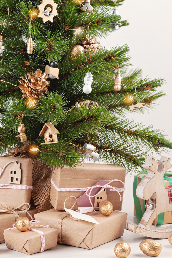 圣诞节礼物盒圣诞球元素装饰场景特写近景(19)