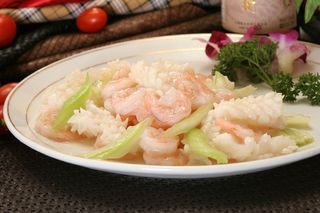 10  鲜鱿虾仁-老四川美食城