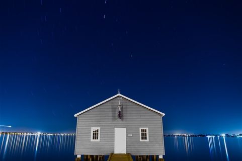 野外的小房子高清大图