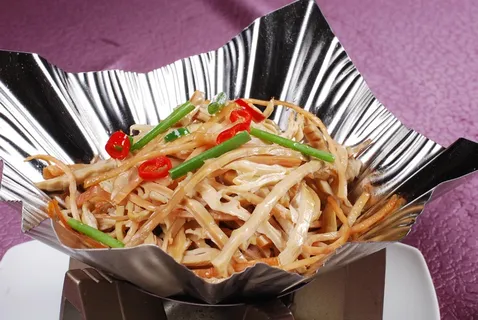 干锅美食焖锅湘菜麻辣香辣纸锅干鱿笋