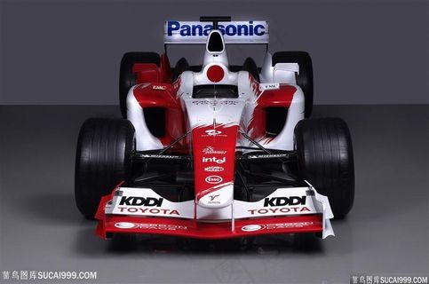 丰田汽车-停靠的赛车