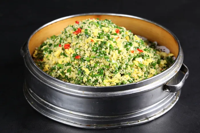 R01142小米韭菜炒鸡蛋 (1)