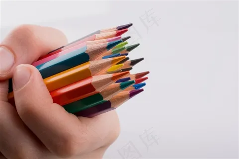 漂亮的彩色铅笔素材图片