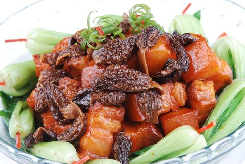 CXC06483羊肚菌红烧肉 CXC06483羊肚菌红烧肉