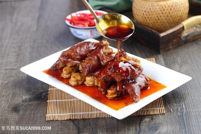 古法卤猪脚图片