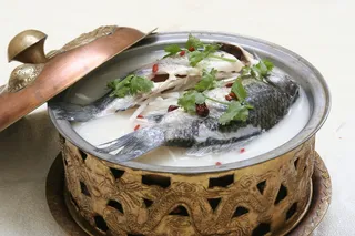 萝卜丝炖鲫鱼 20元 (3)