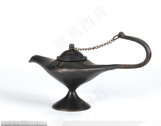 做工精美的酒壶