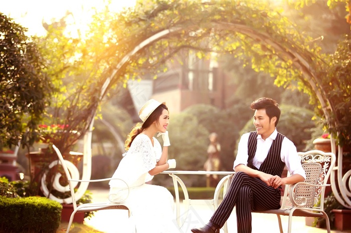 幸福恋人浪漫婚纱外拍高清特写