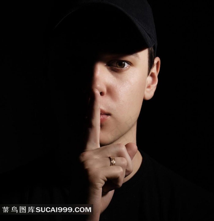 神秘半脸男生图片素材