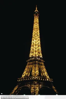夜晚的埃菲尔铁塔
