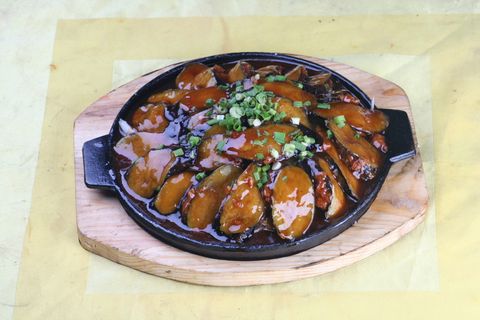 31铁板茄子-乡村小镇