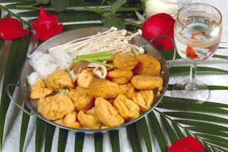 锅仔金针煮鱼腐