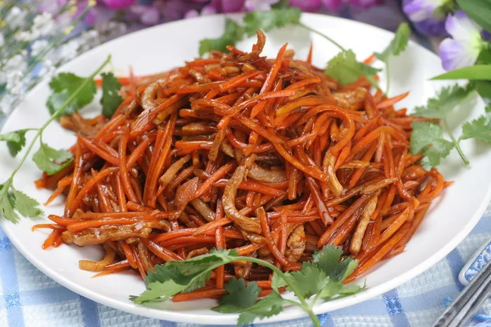 胡萝卜丝炒肉丝