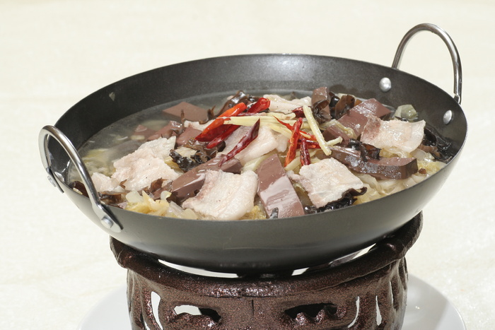 酸菜鸭血炖肉15