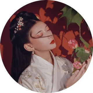 重庆古装美女图片 重庆古装美女图片