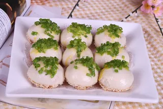 MD00266葱香煎包950