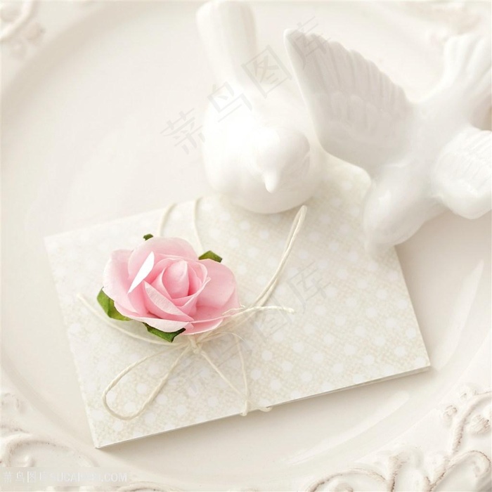 唯美花朵与小鸟特写高清图片