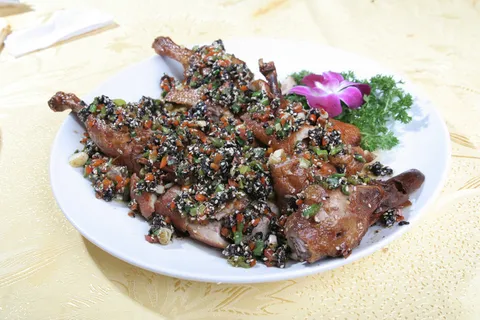 47小蜜蜂豉香鸭 小蜜蜂.jpg