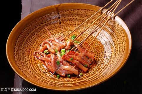 烧烤鱿鱼的美食图片