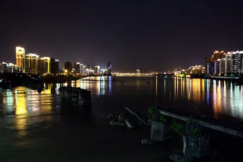 福州洪山断桥夜景图片 福州洪山断桥夜景图片
