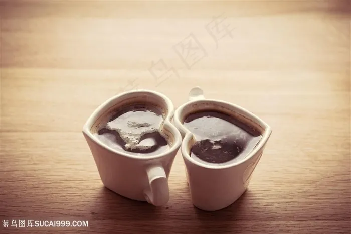 一对心性咖啡杯图片