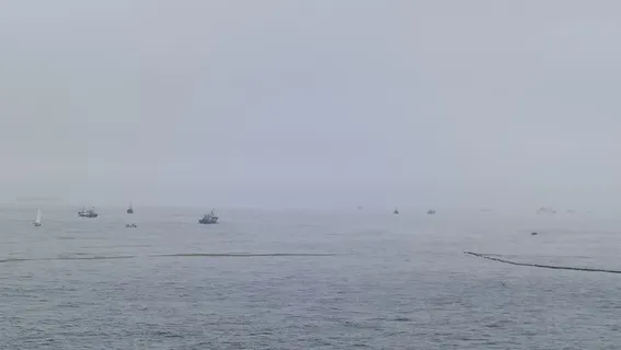 大海、雾气、船 大海、雾气、船