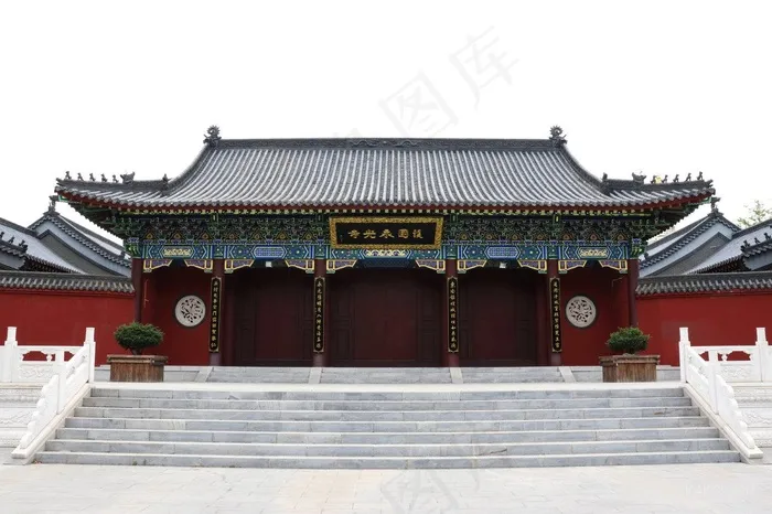 复古寺庙建筑摄影图