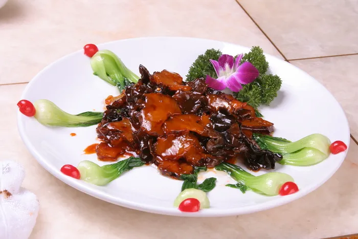 酱烧梅花参 (1)
